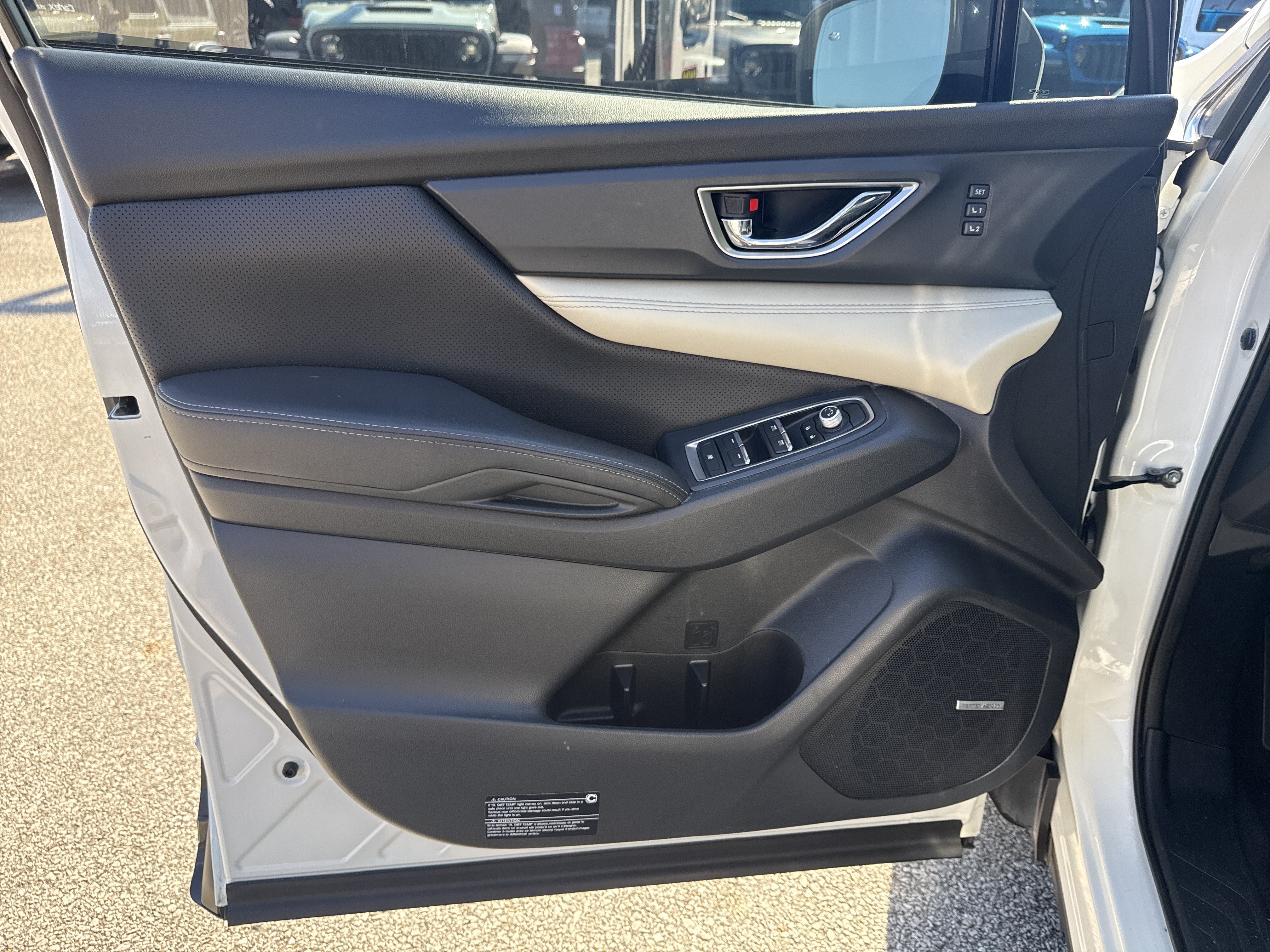 Used 2019 Subaru Ascent Limited AWD/4WD image 10