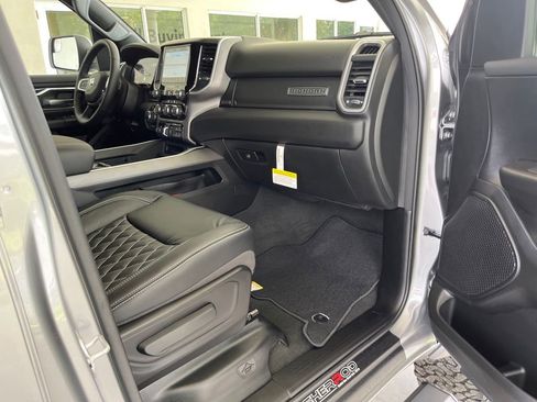 New 2022 RAM 1500 Big Horn image 26