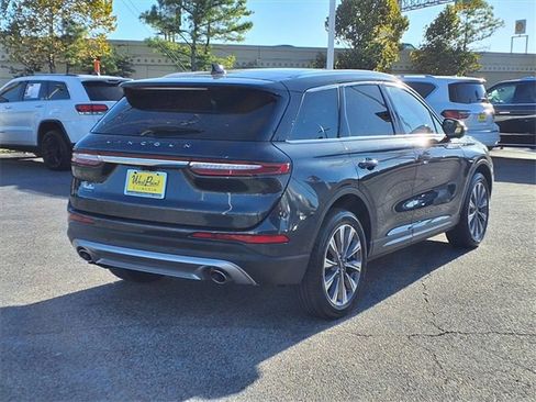 Used 2020 Lincoln Corsair Reserve w/ Equipment Group 201A image 2