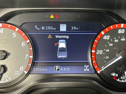 Used 2021 Nissan Titan PRO-4X w/ Off Road Protection Package image 18