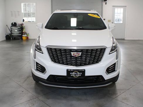 Used 2024 Cadillac XT5 Premium Luxury image 3