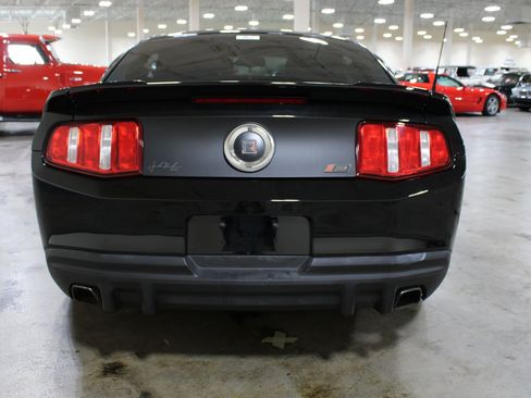 Used 2012 Ford Mustang GT Premium w/ Electronics Pkg RWD image 5