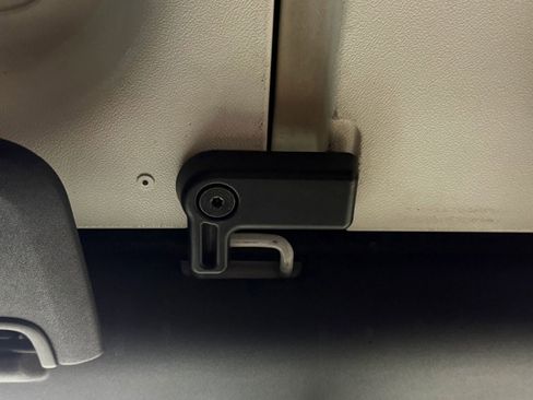 Used 2013 Jeep Wrangler Sport image 29