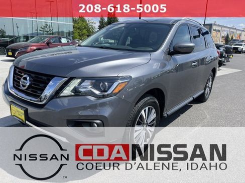 Certified 2019 Nissan Pathfinder SV image 1