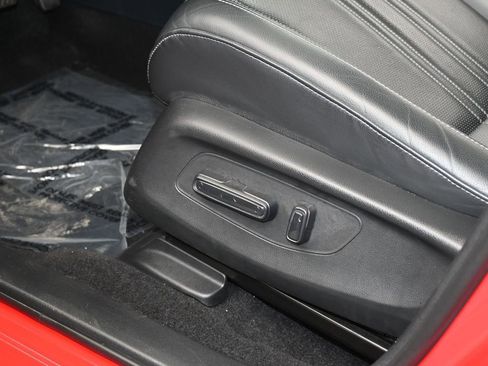 Used 2023 Honda HR-V EX-L image 13