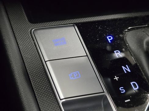 Used 2023 Hyundai Elantra SEL w/ Convenience Package image 6