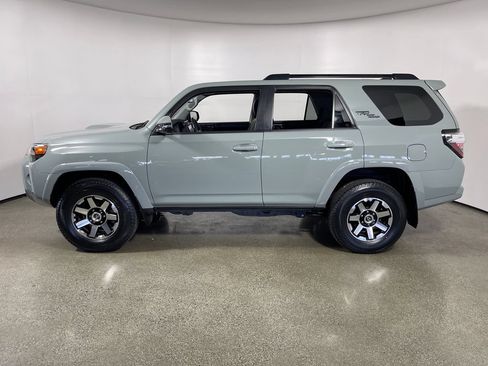 Certified 2023 Toyota 4Runner TRD Off-Road Premium w/ Off Road Premium Plus Package AWD/4WD image 6