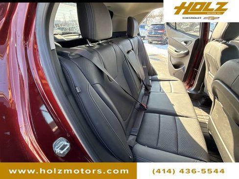 Certified 2023 Buick Encore GX Essence w/ Experience Buick Package image 19