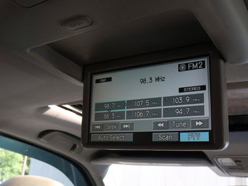 Used 2014 Honda Pilot Touring image 40