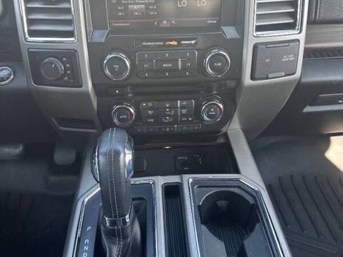 Used 2015 Ford F150 Lariat AWD/4WD image 18