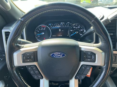 Used 2022 Ford F250 Lariat w/ Chrome Package AWD/4WD image 24
