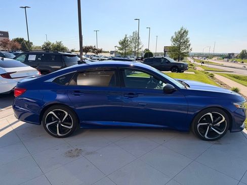 Used 2022 Honda Accord Sport image 34