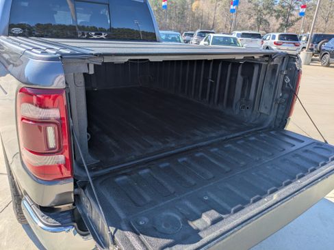 Used 2021 RAM 1500 Big Horn image 7