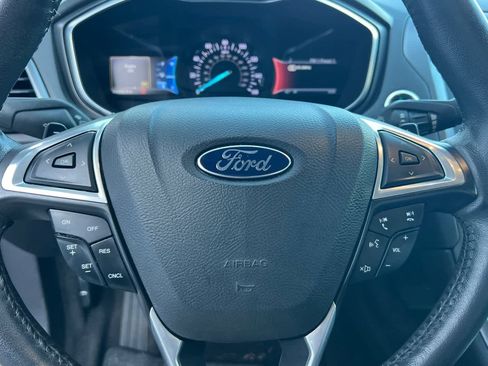 Used 2014 Ford Fusion Titanium image 25