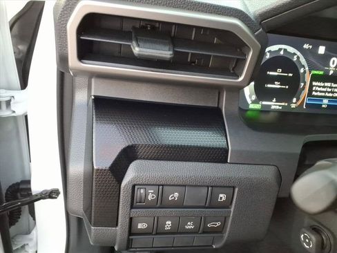 Used 2025 Toyota 4Runner Limited image 28