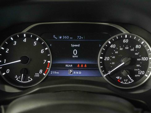 Certified 2025 Nissan Frontier S image 22