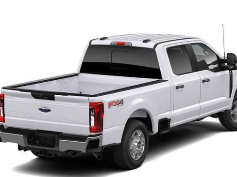 New 2026 Ford F250 XLT w/ FX4 Off-Road Package AWD/4WD image 21