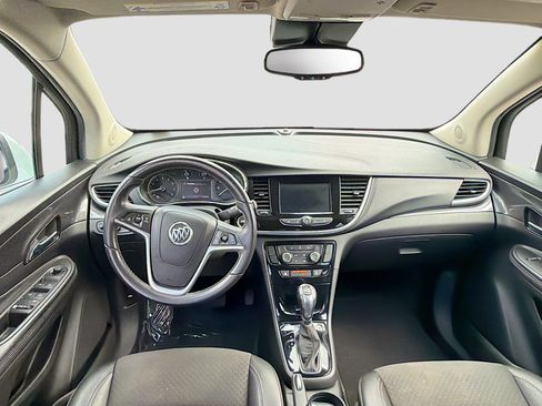 Used 2022 Buick Encore Preferred image 15