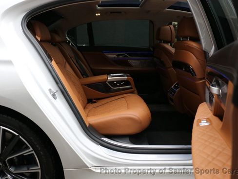 Used 2020 BMW M760i xDrive w/ Luxury Rear Seating Package image 40