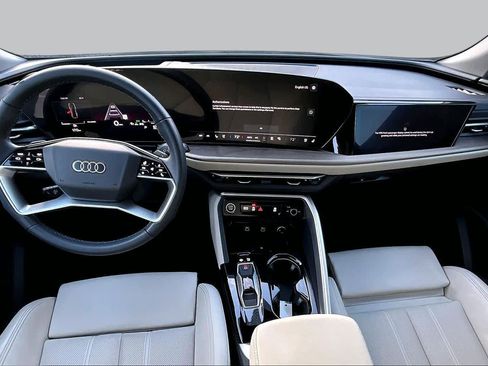 Used 2025 Audi Q5 Prestige AWD/4WD image 15