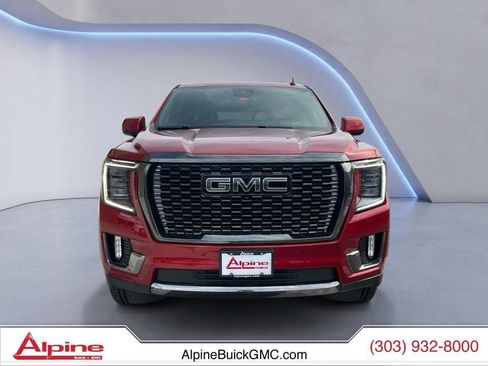 Used 2024 GMC Yukon Denali Ultimate AWD/4WD image 8