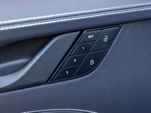 Certified 2024 Porsche 911 Targa 4 GTS image 23