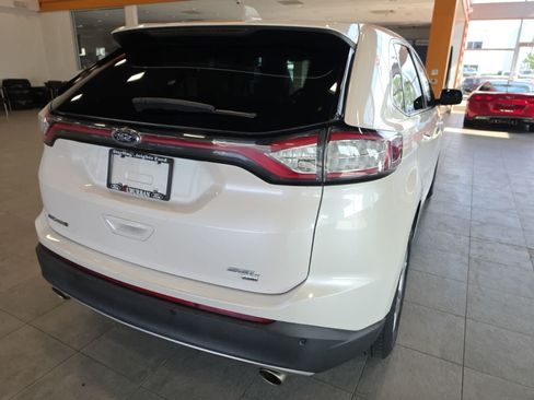 Used 2017 Ford Edge SEL w/ Equipment Group 201A AWD/4WD image 9