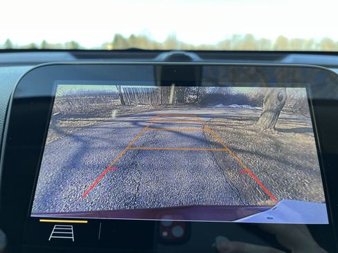 Used 2019 Chevrolet Equinox LT w/ Lights and Bright Package image 22