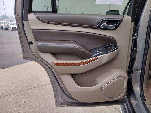 Used 2018 Chevrolet Tahoe Premier AWD/4WD image 24