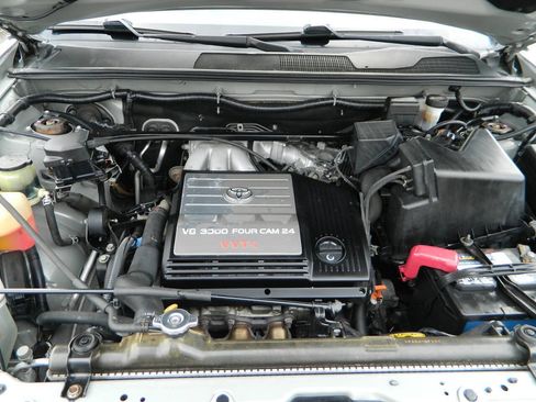 Used 2001 Toyota Highlander 4WD V6 image 23