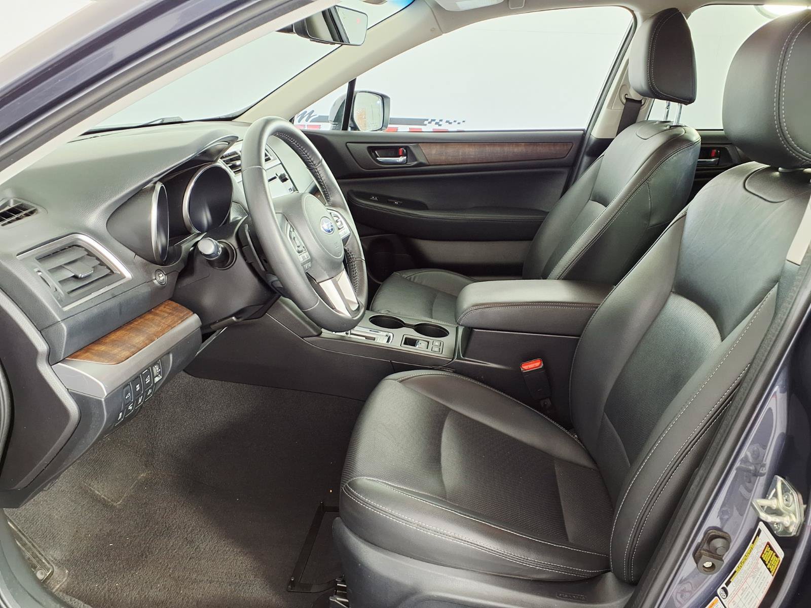 Used 2017 Subaru Outback 2.5i Limited AWD/4WD image 14
