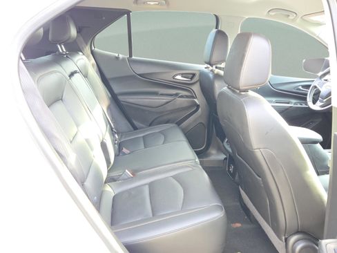 Used 2021 Chevrolet Equinox Premier w/ Redline Edition image 18