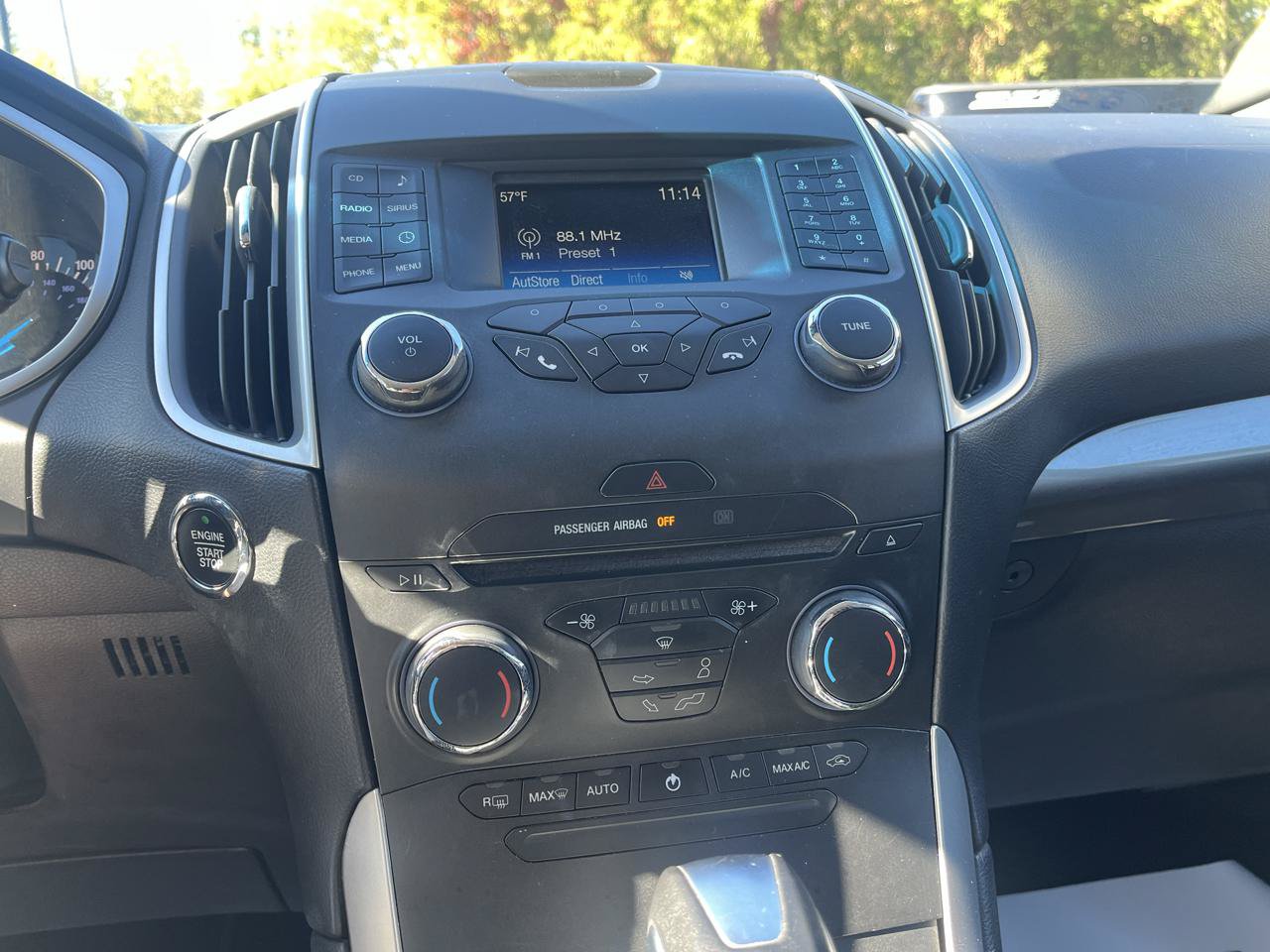 Used 2015 Ford Edge SEL FWD image 11