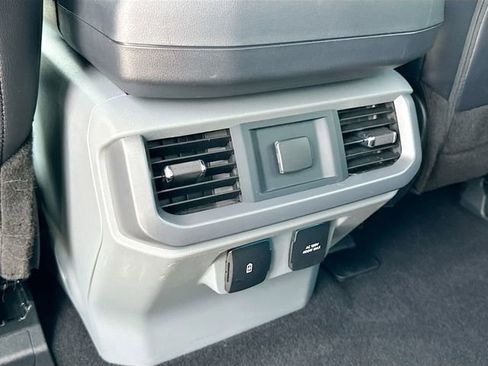 Used 2025 Ford F150 Lariat w/ Equipment Group 501A Mid AWD/4WD image 24
