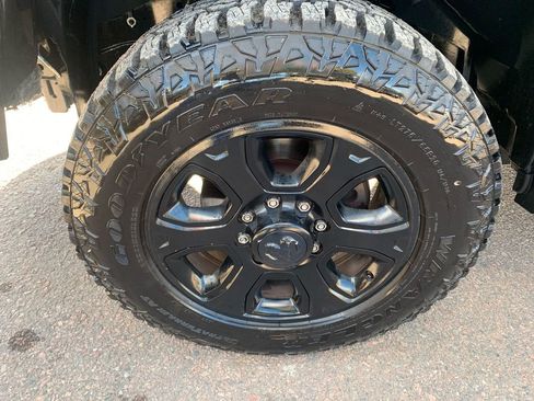 Used 2021 RAM 3500 Tradesman image 9