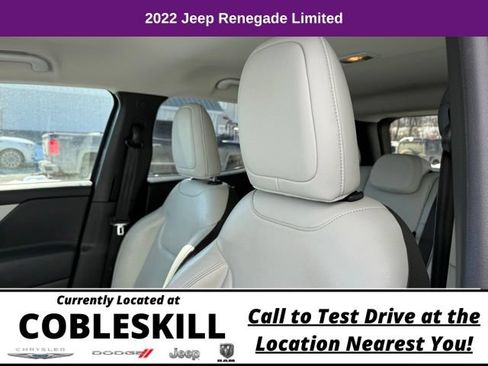 Used 2022 Jeep Renegade Limited AWD/4WD image 10