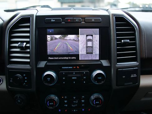 Used 2020 Ford F150 Limited w/ Trailer Tow Package image 43