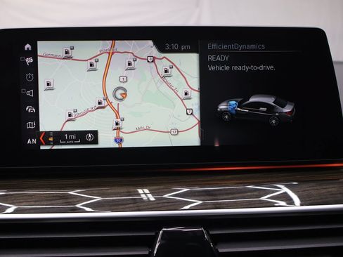 Used 2018 BMW 540i RWD image 24