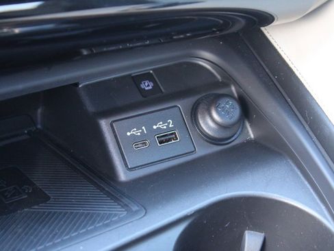 Certified 2025 INFINITI QX55 Essential image 21