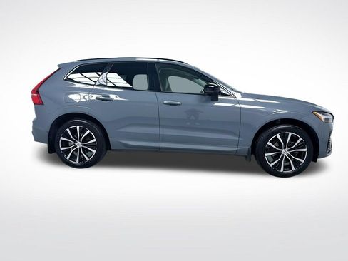 Used 2024 Volvo XC60 B5 Plus w/ Protection Package Premier AWD/4WD image 10