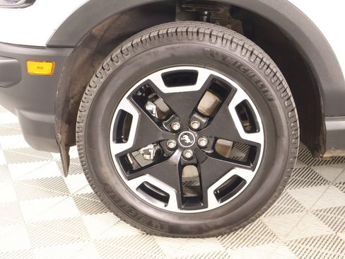 Used 2024 Ford Bronco Sport Outer Banks AWD/4WD image 17