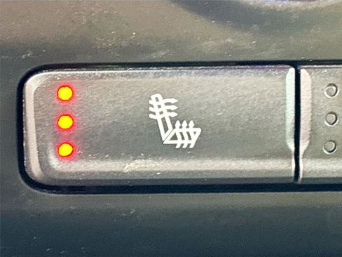 Used 2020 Chevrolet Silverado 1500 LTZ w/ Max Trailering Package image 20