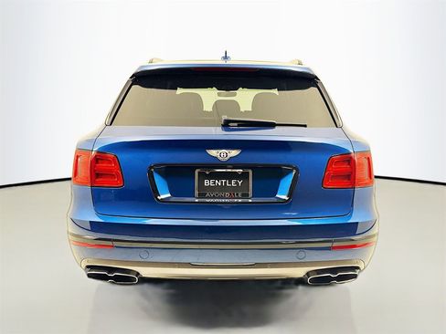 Certified 2019 Bentley Bentayga image 7