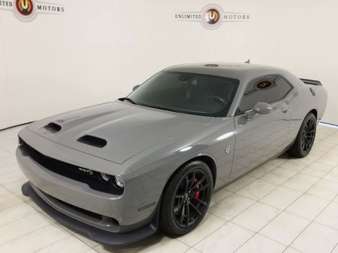 Used 2023 Dodge Challenger SRT Hellcat w/ Driver Convenience Group RWD image 35