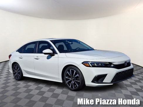 Used 2023 Honda Civic EX image 1