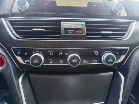 Used 2021 Honda Accord Touring image 19
