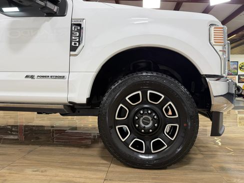 Used 2020 Ford F350 Lariat w/ Lariat Ultimate Package AWD/4WD image 4