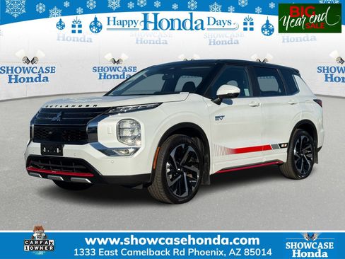 Used 2024 Mitsubishi Outlander 4WD Plug-In Hybrid image 1