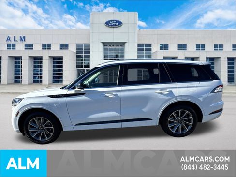 Used 2020 Lincoln Aviator Grand Touring w/ Elements Package Plus image 10