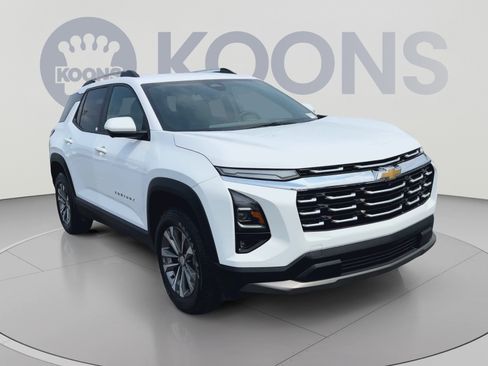 Used 2025 Chevrolet Equinox LT w/ Convenience Package II FWD image 4
